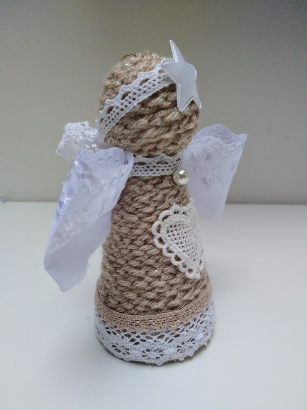 And_krajka_srdce_bezova_2